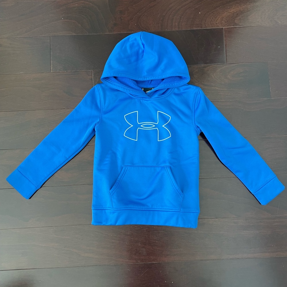 Under Armour hooded sweatshirt with front pockets, size 6